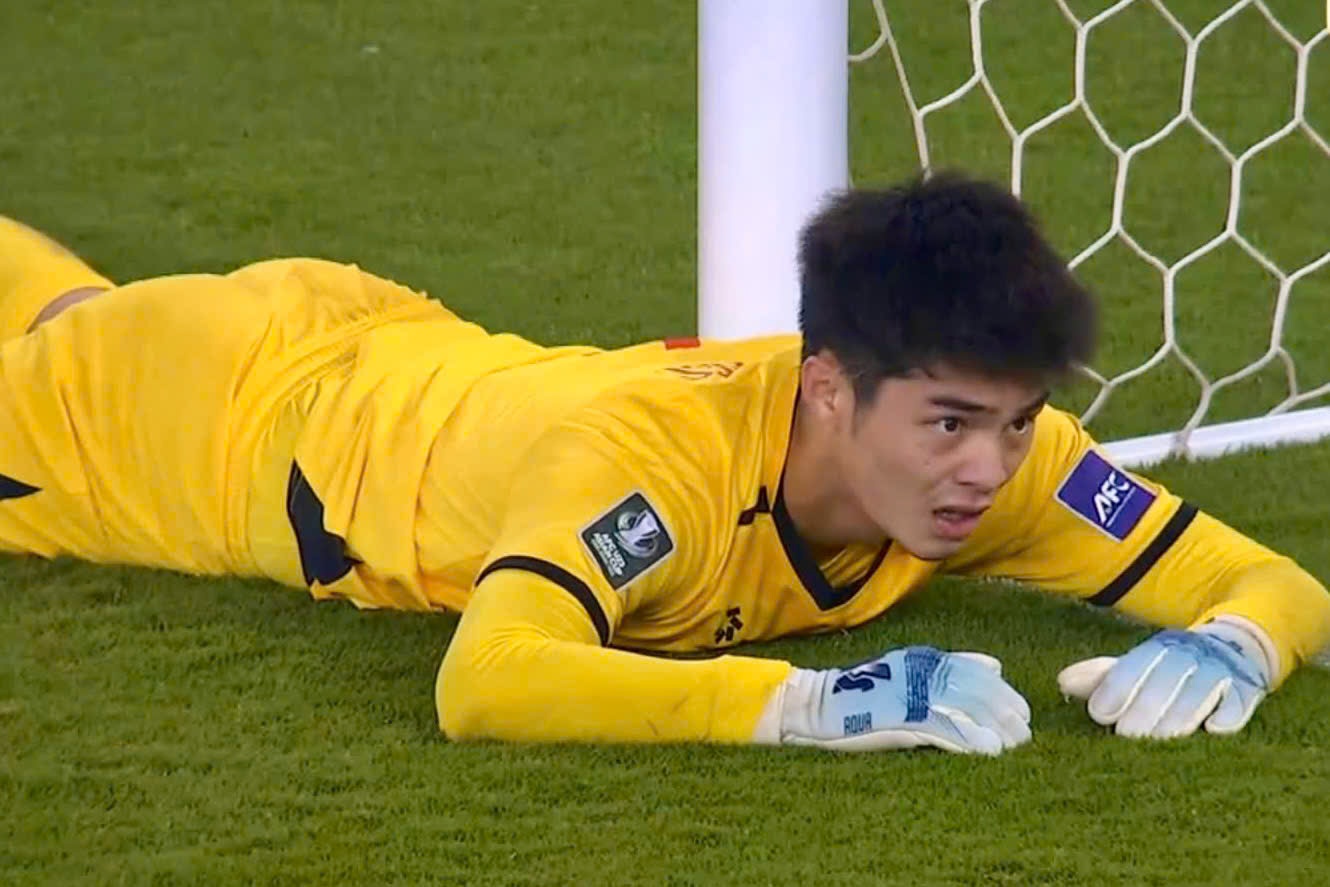 Dan anh ne phuc cac cau thu U23 Viet Nam hinh anh