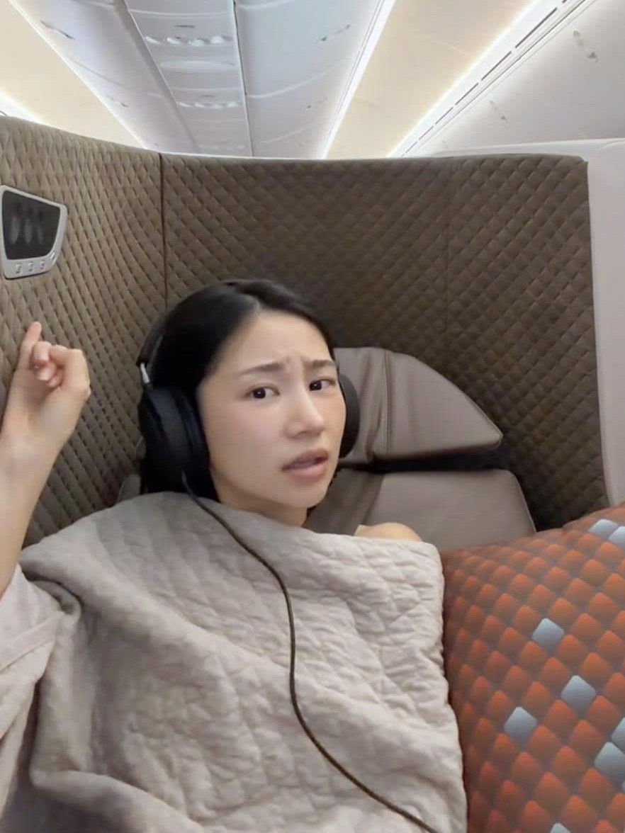 la het tren may bay anh 1