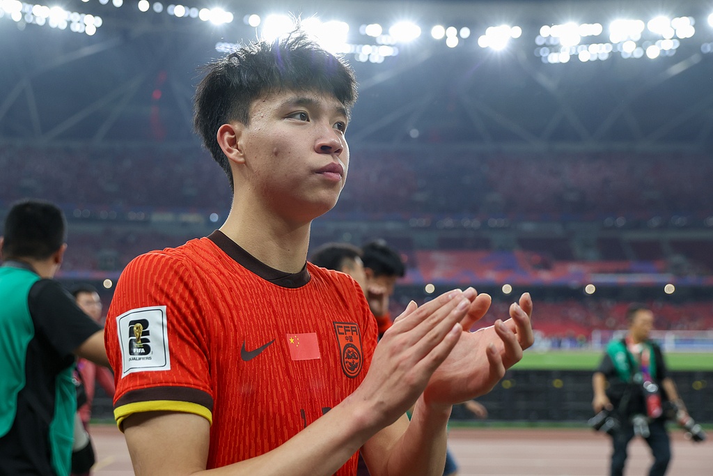 cau thu dat gia anh 8