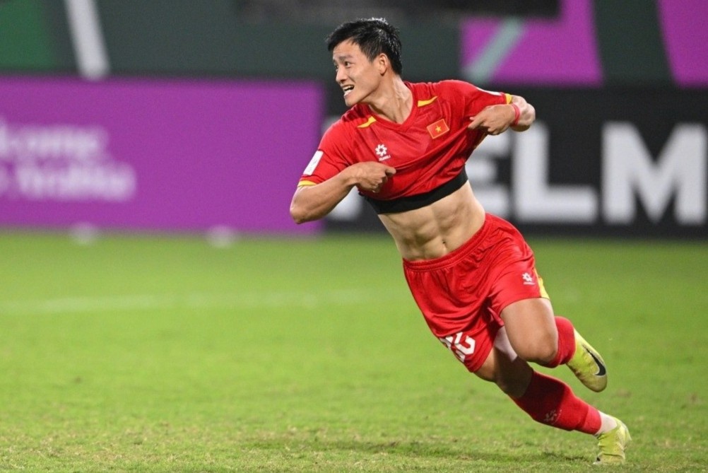 Cuoc goi de thuong cua Thanh Nhan voi vo sau tran thang U23 Han Quoc hinh anh