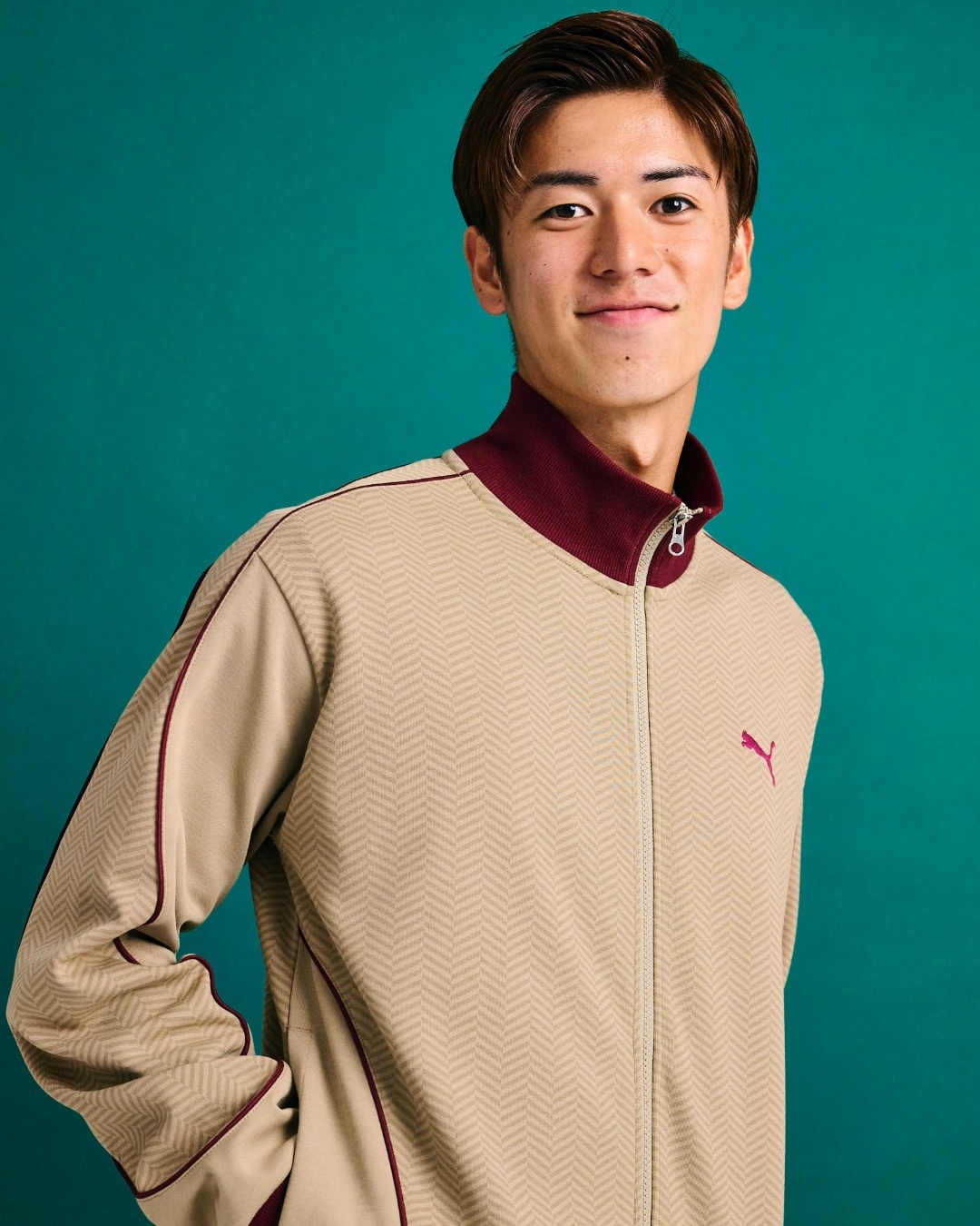 sut tung luoi Li Hao anh 1