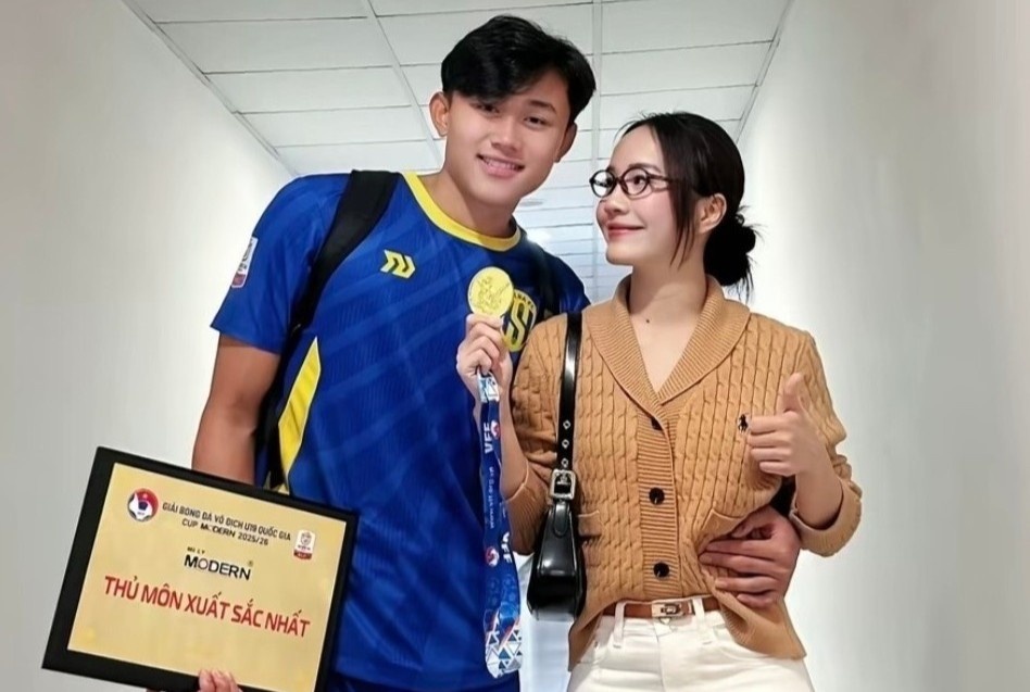 Chuyen tinh thu mon SLNA va nguoi dep DH Vinh hinh anh