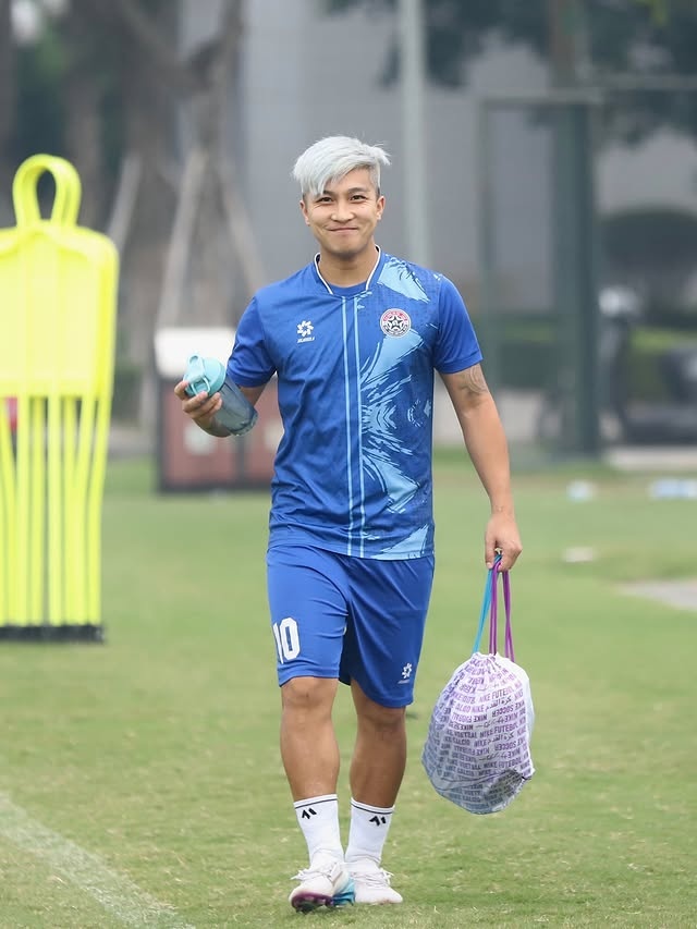 Cau thu Viet kieu anh 6