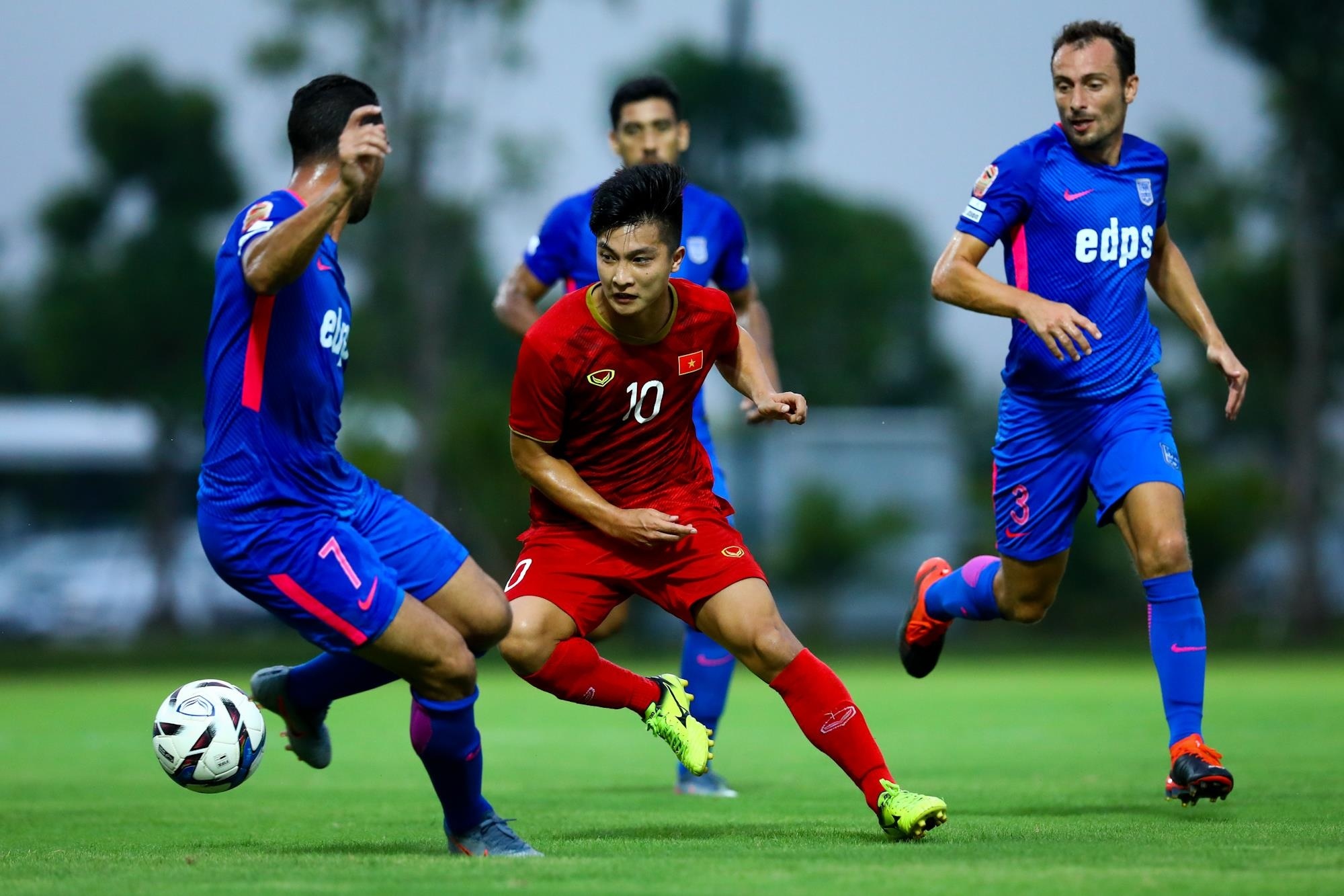 Cau thu Viet kieu anh 6