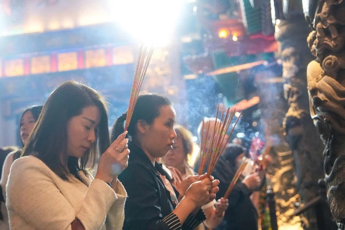 Cach xa xui cho 4 con giap pham Thai Tue nam Binh Ngo 2026 hinh anh