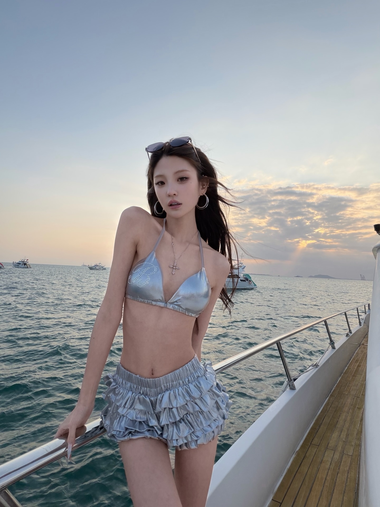 TikToker ảnh 3 TikToker anh 3