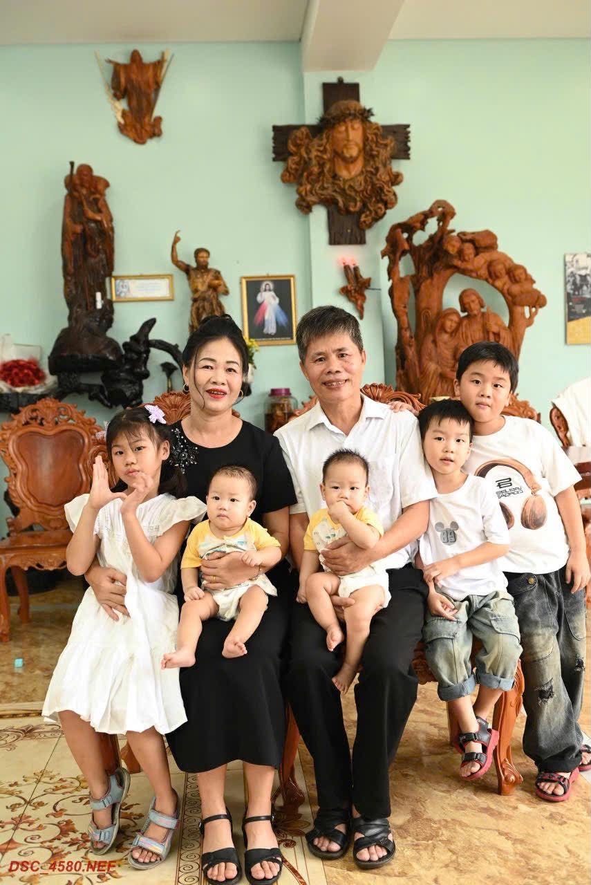 3 chi em anh 3
