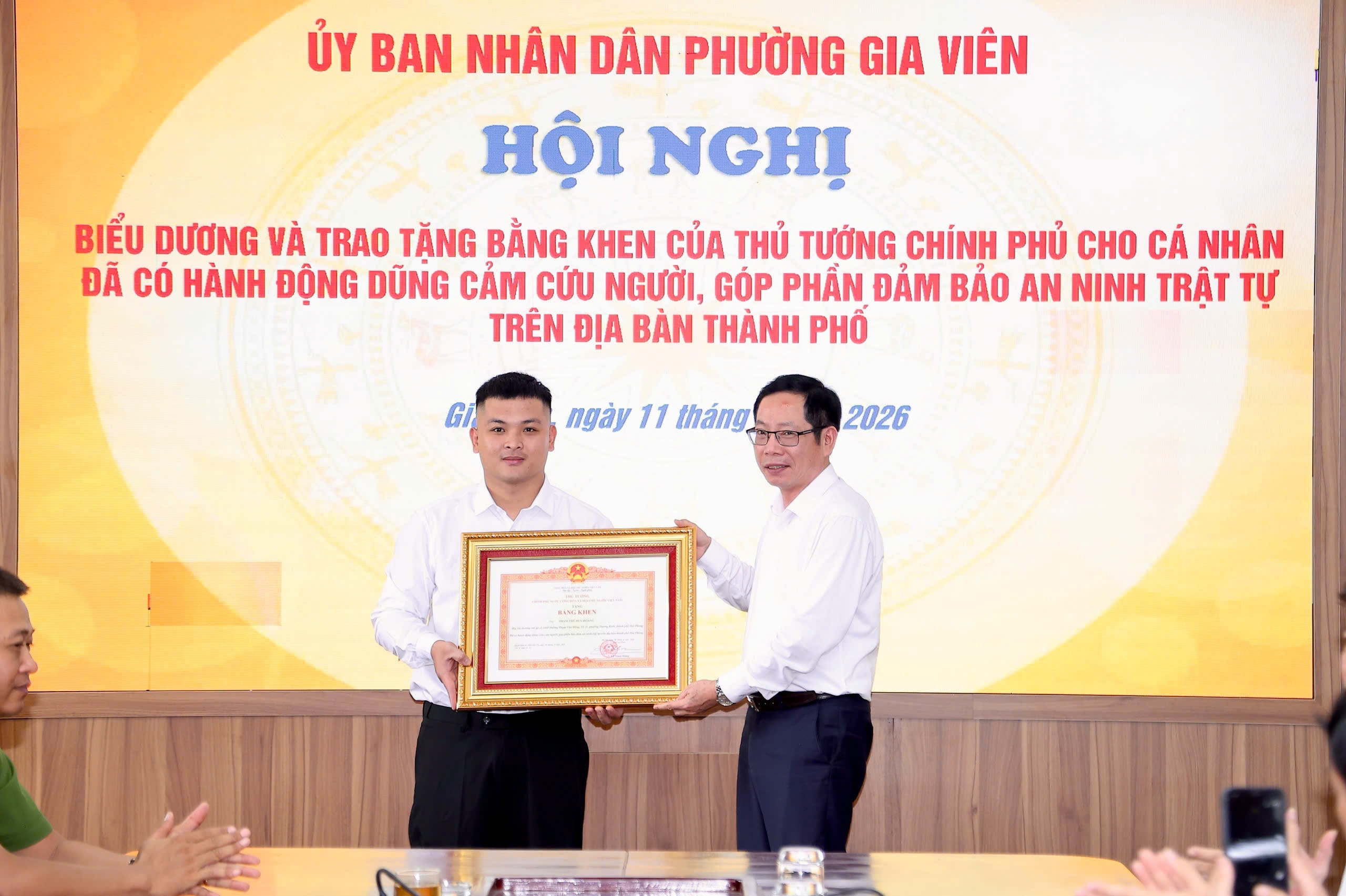 cuu nguoi anh 1