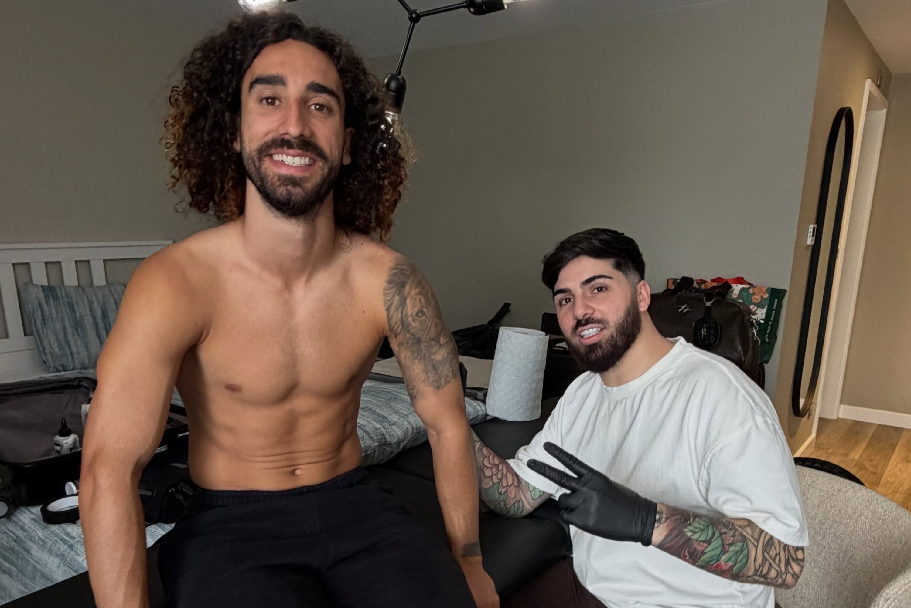 Lời hứa xăm mình, cạo đầu của cầu thủ Tây Ban Nha hậu World Cup
