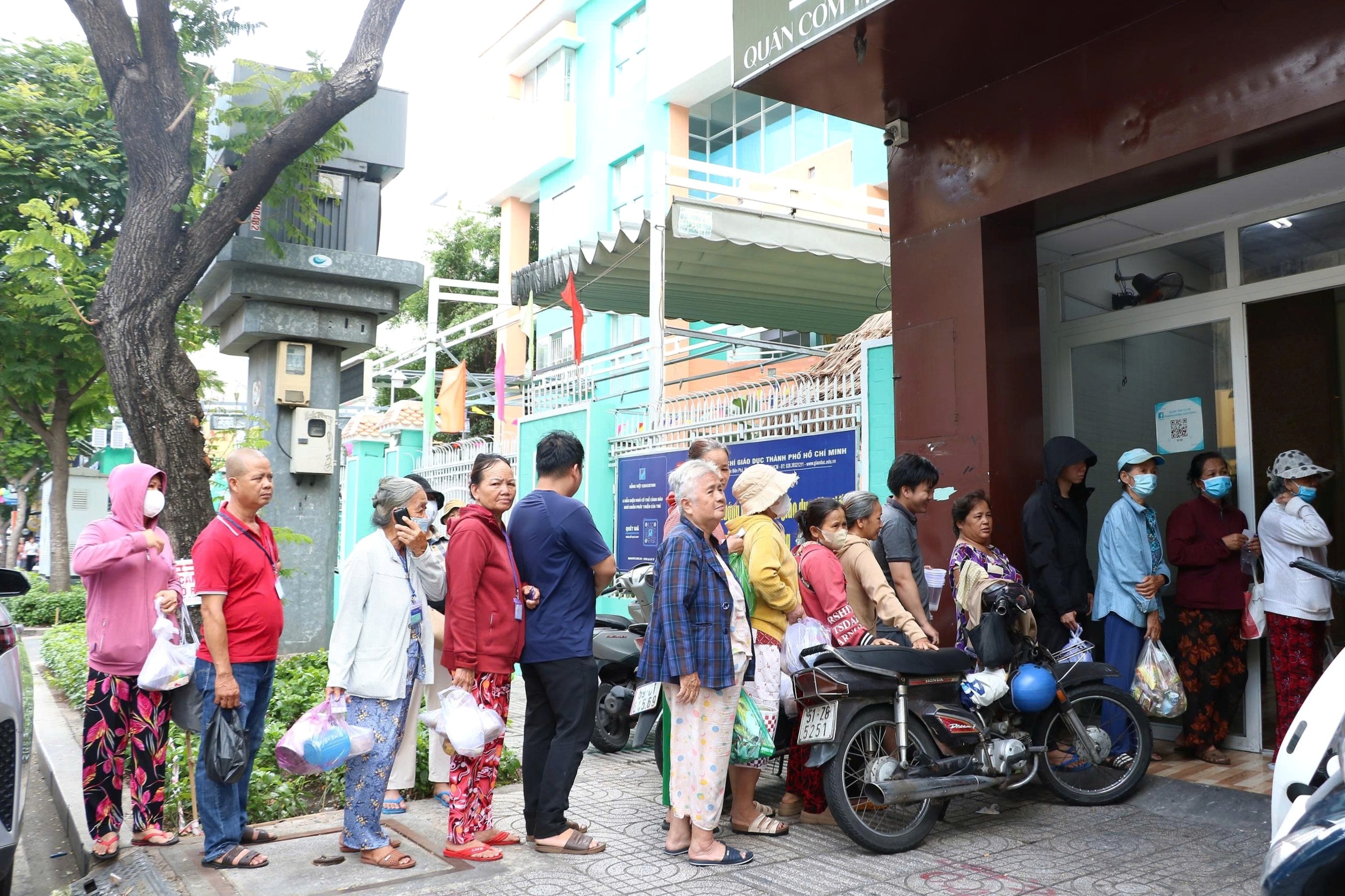 quán cơm ảnh 5 quán cơm ảnh 5
