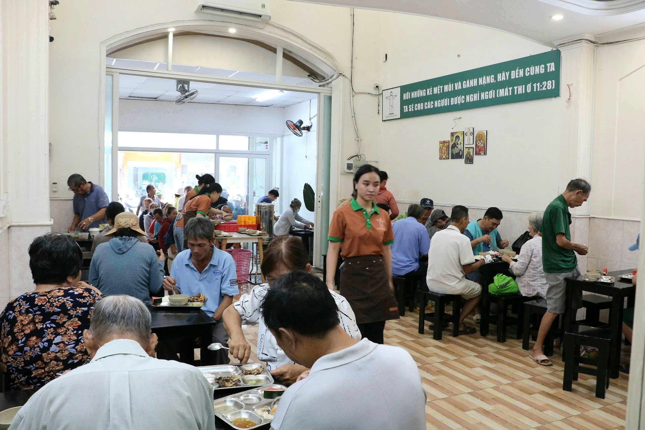 quán cơm ảnh 8 quán cơm ảnh 8
