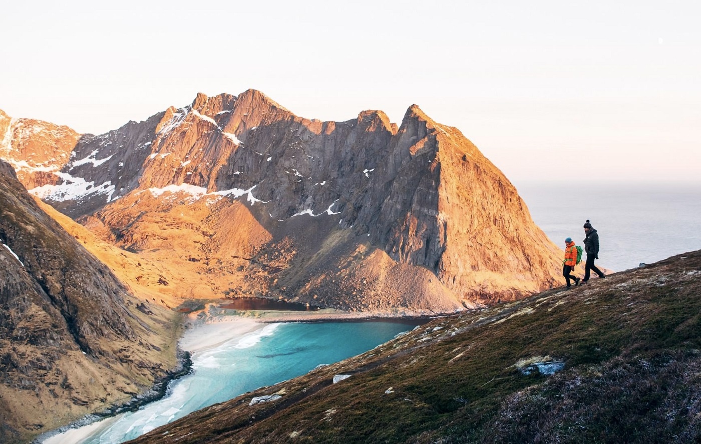 kham pha cac dinh nui chau Au,  ve dep nui non chau Au,  du lich chau Au anh 8