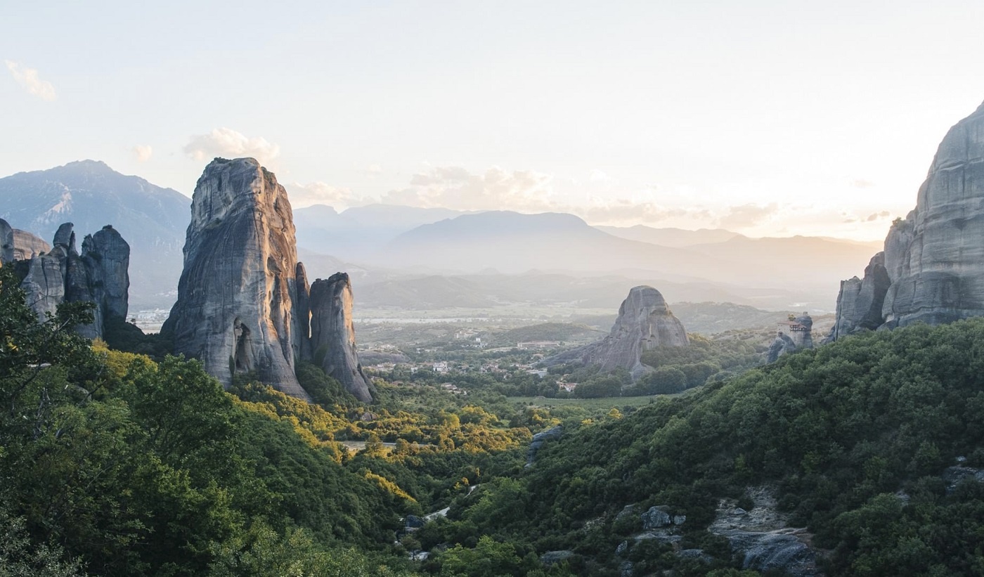 kham pha cac dinh nui chau Au,  ve dep nui non chau Au,  du lich chau Au anh 1