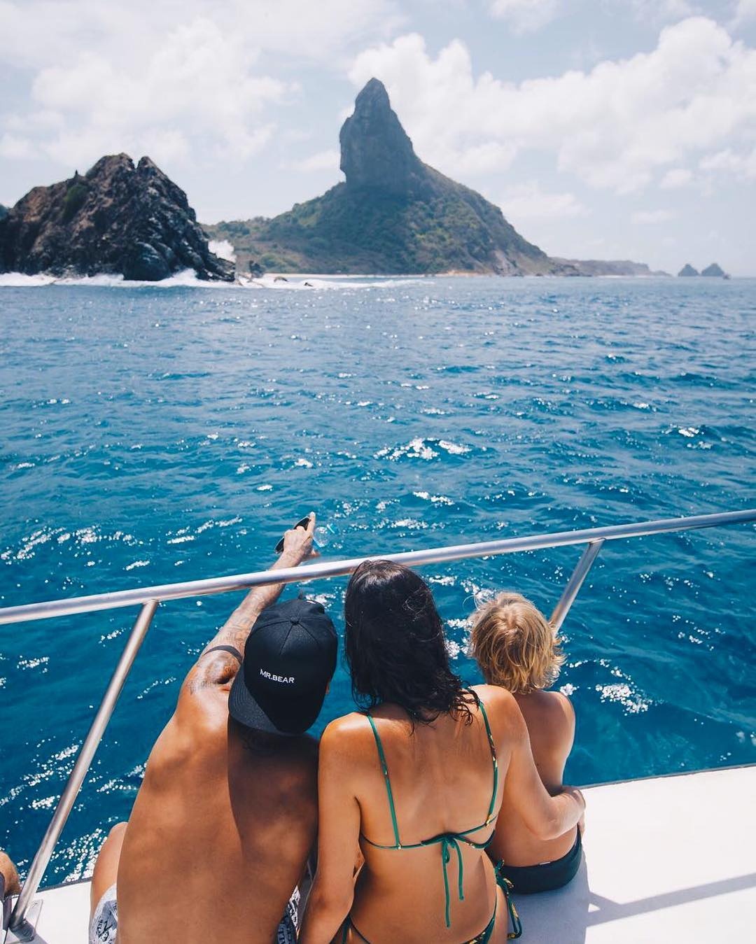 Neymar di du lich anh 7