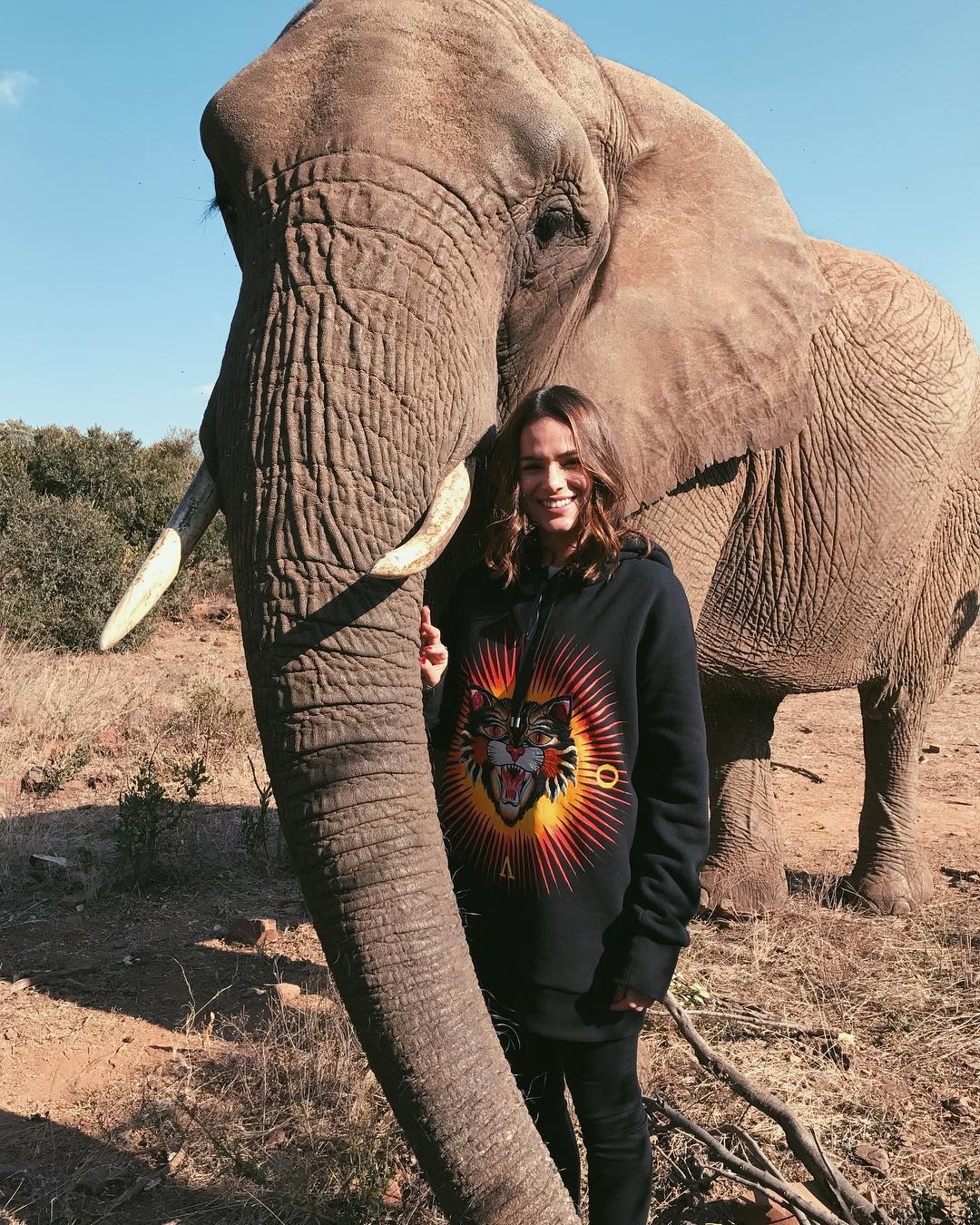 Neymar di du lich anh 19