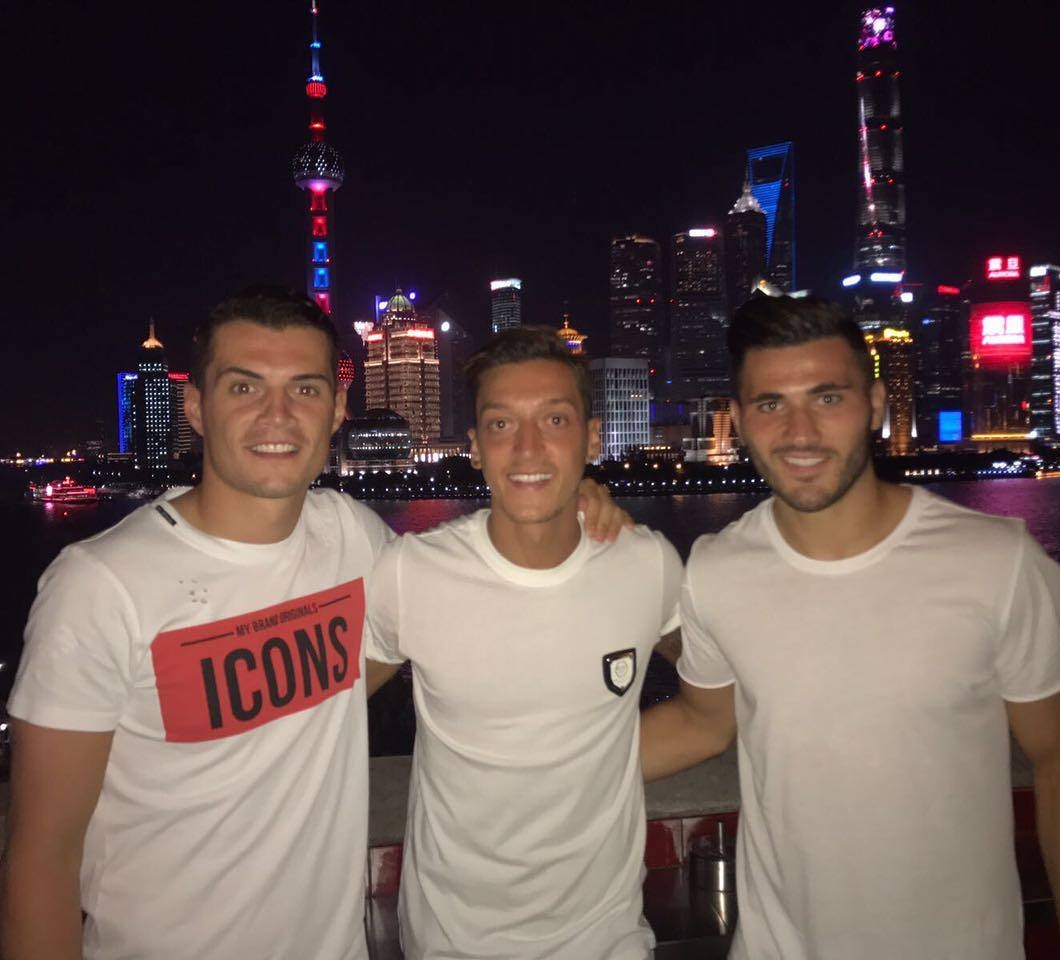 Chuyen du lich cua cac cau thu Duc anh 4