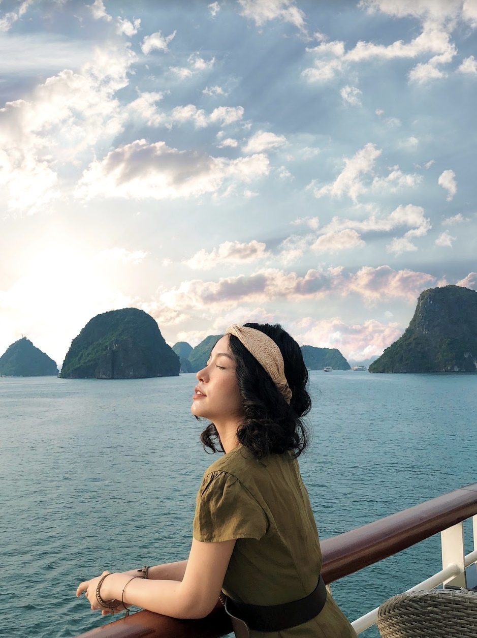 Lê Hà Trúc, du lịch Vịnh Hạ Long ảnh 2 Le Ha Truc, du lich Vinh Ha Long anh 2