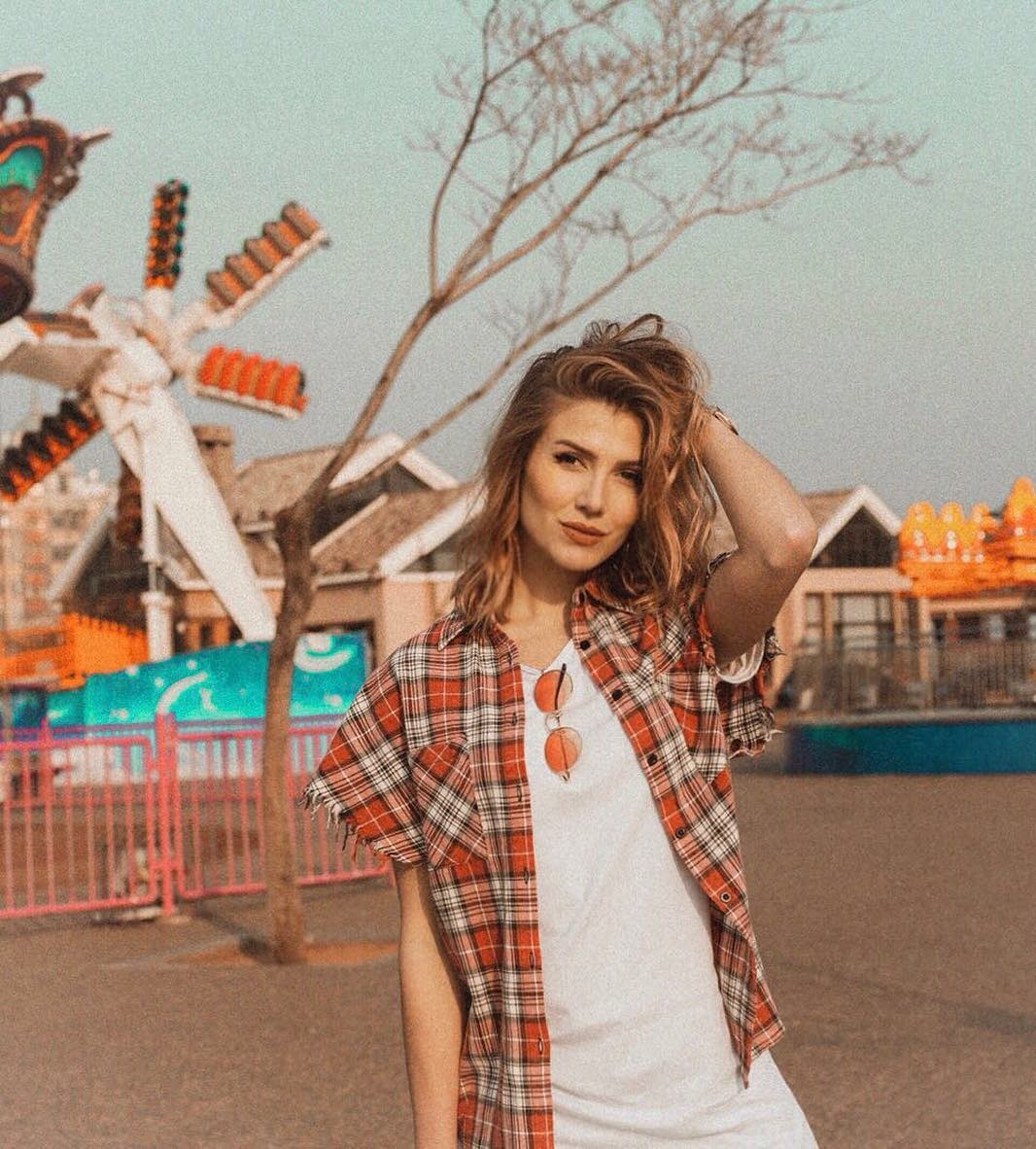 Anh du lich cua nang WAG tuyen Bi anh 21