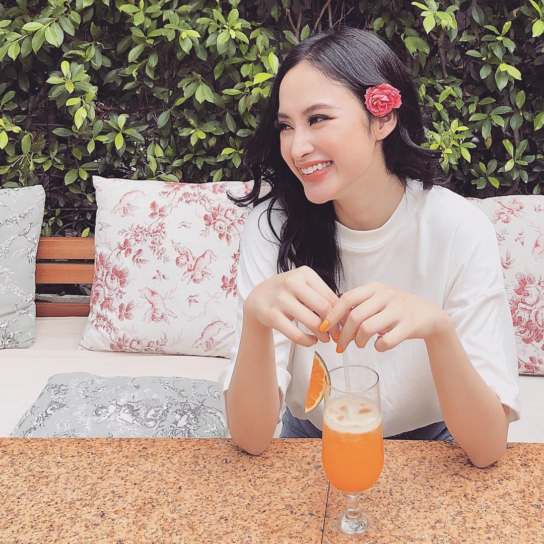ăn chay với Angela Phương Trinh ảnh 1 an chay voi Angela Phuong Trinh anh 1