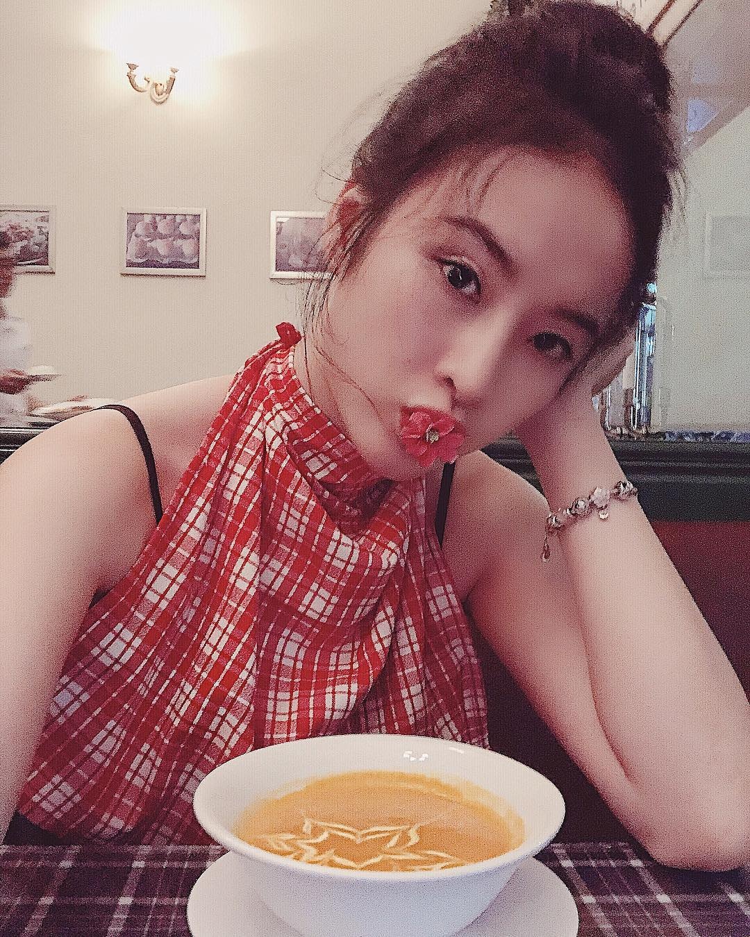 ăn chay với Angela Phương Trinh ảnh 16 an chay voi Angela Phuong Trinh anh 16