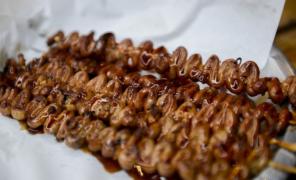 am thuc nuong duong pho Philippines anh 1