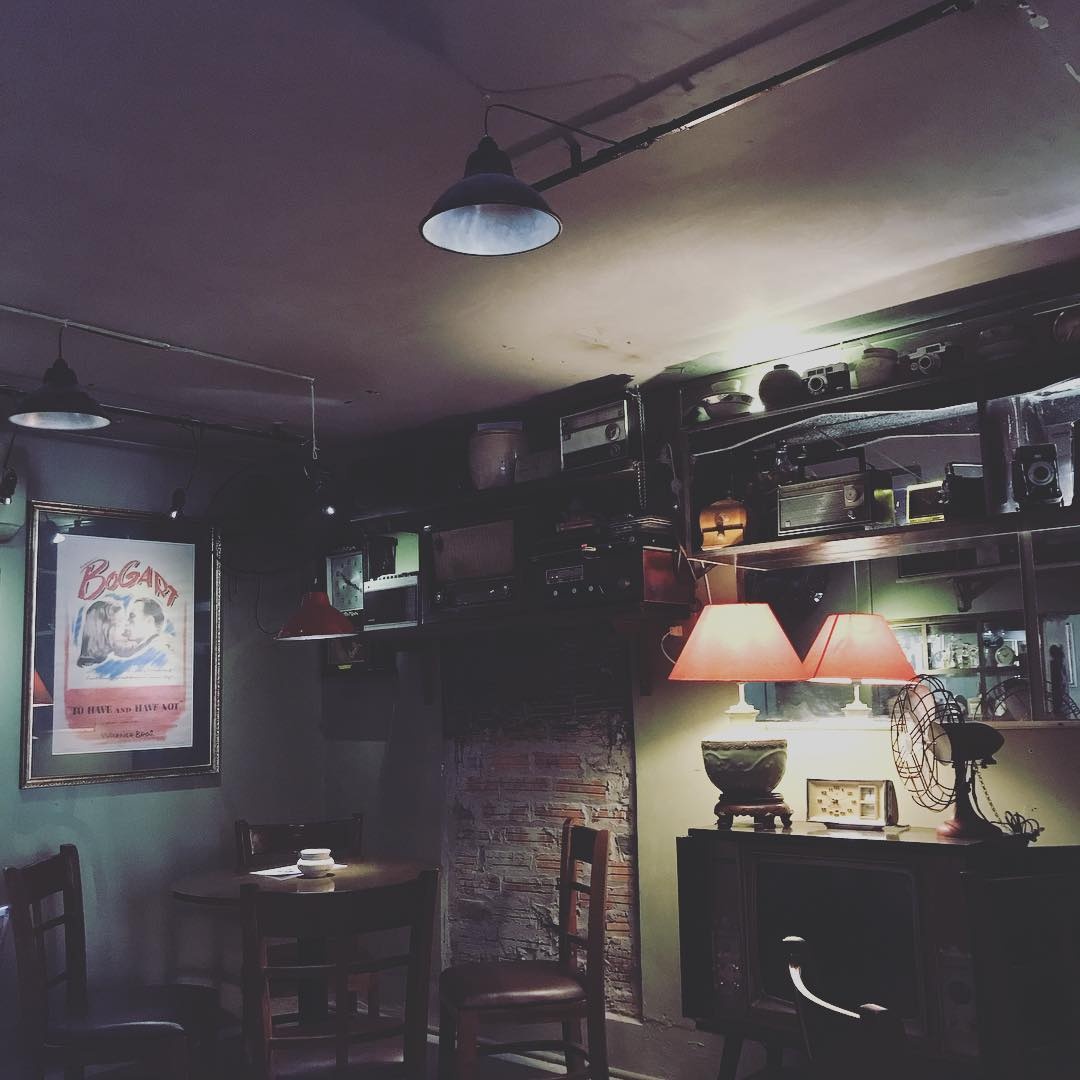 quan ca phe thanh lich sang chanh o Ha Noi anh 14