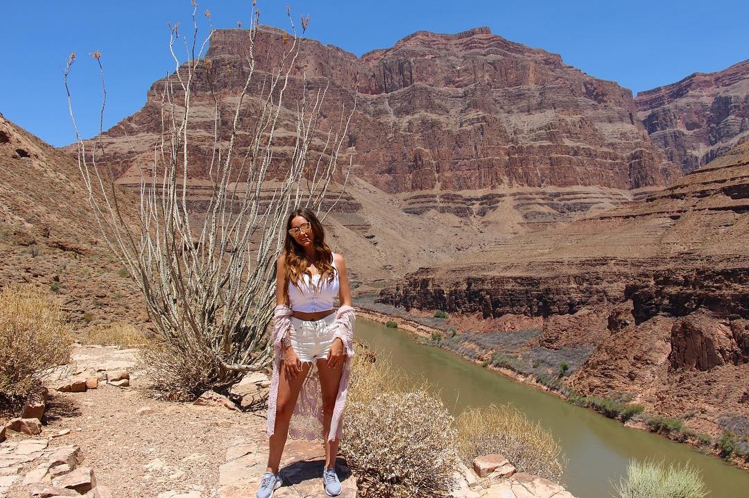 du lịch cùng nàng WAGs Charlotte Pirroni ảnh 15 du lich cung nang WAGs Charlotte Pirroni anh 15
