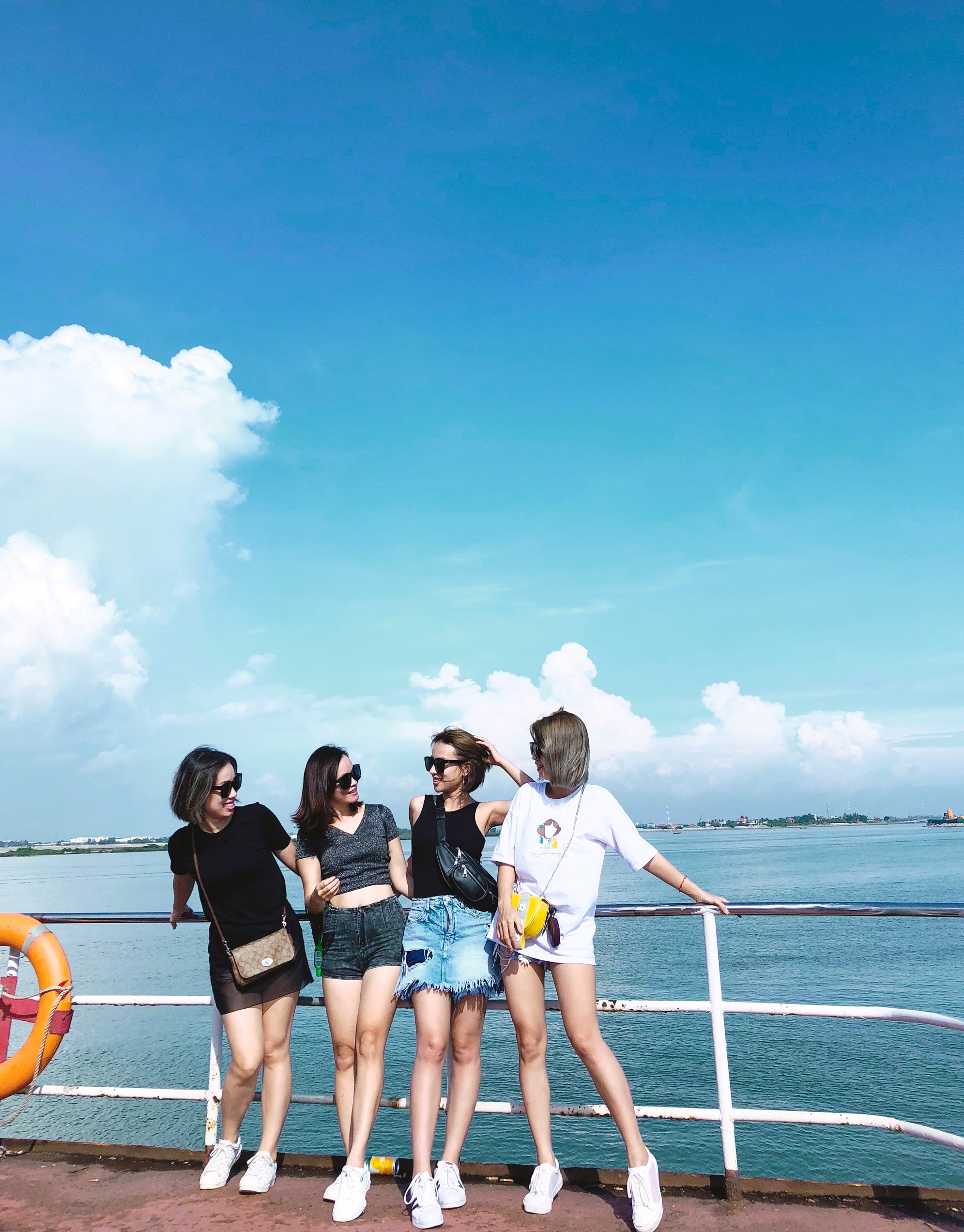 du lịch vịnh Lan Hạ, du lịch Cát Bà ảnh 8 du lich vinh Lan Ha, du lich Cat Ba anh 8