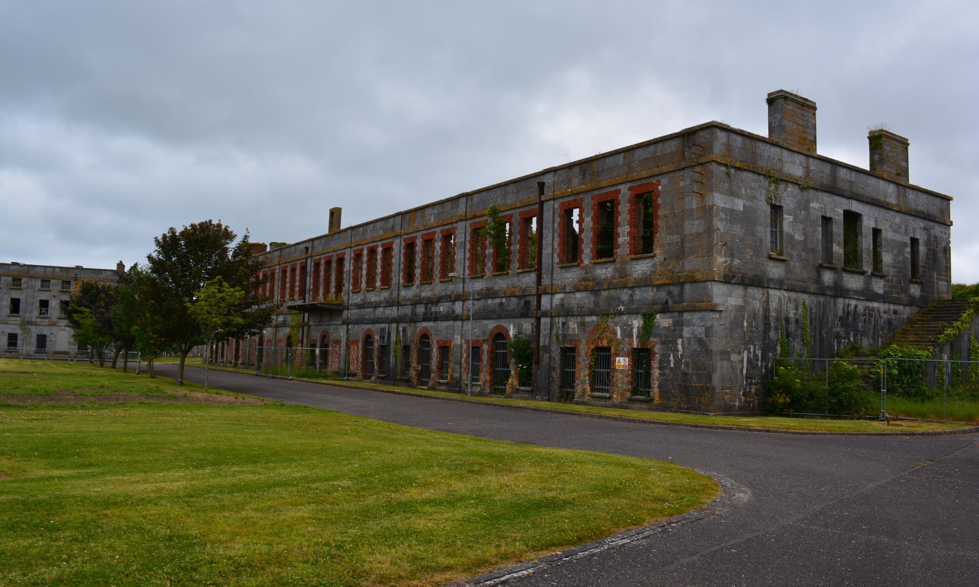 dao tu Spike o Ireland anh 2