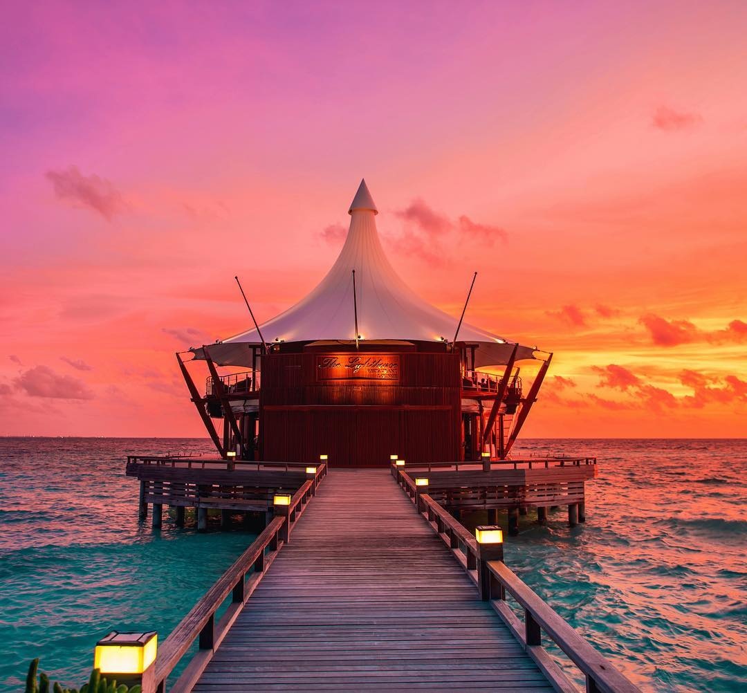 khach san sang chanh cho trang mat hoan hao anh 2