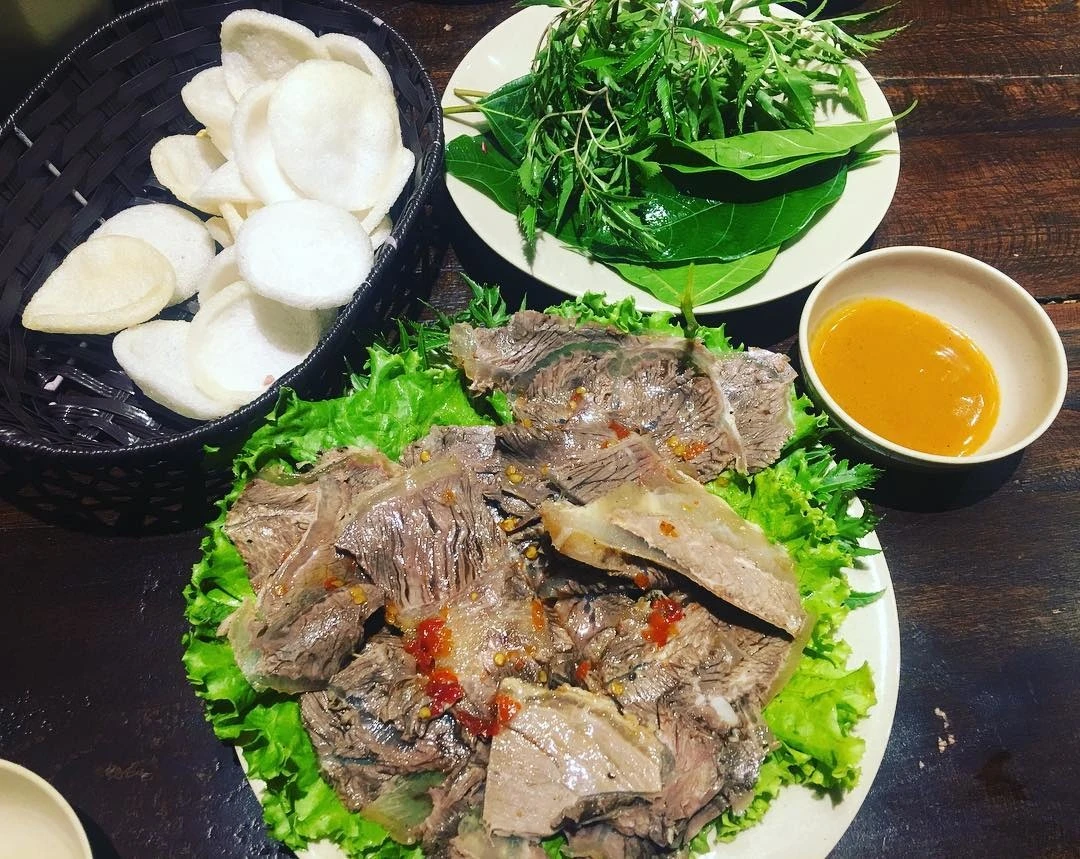 cac quan lau Ha Noi ngay gio mua anh 6