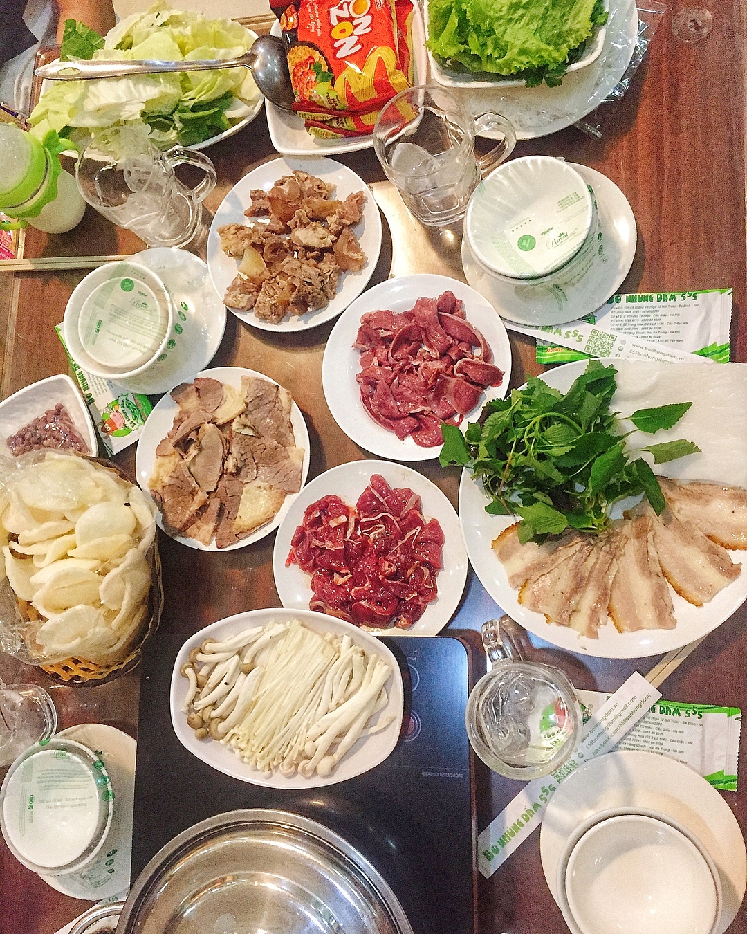 cac quan lau Ha Noi ngay gio mua anh 5