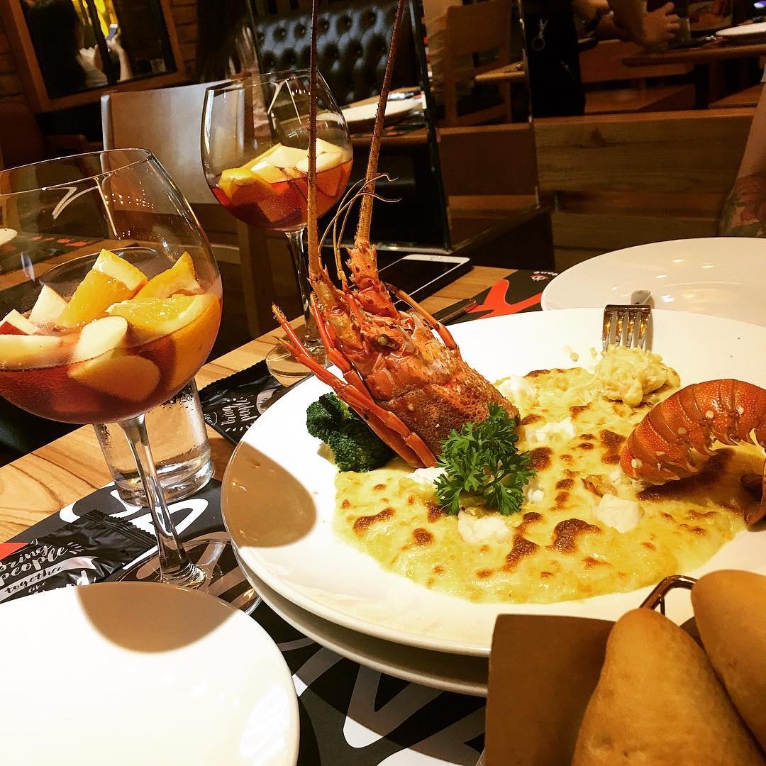 quan an ngon dip 20/10 anh 15