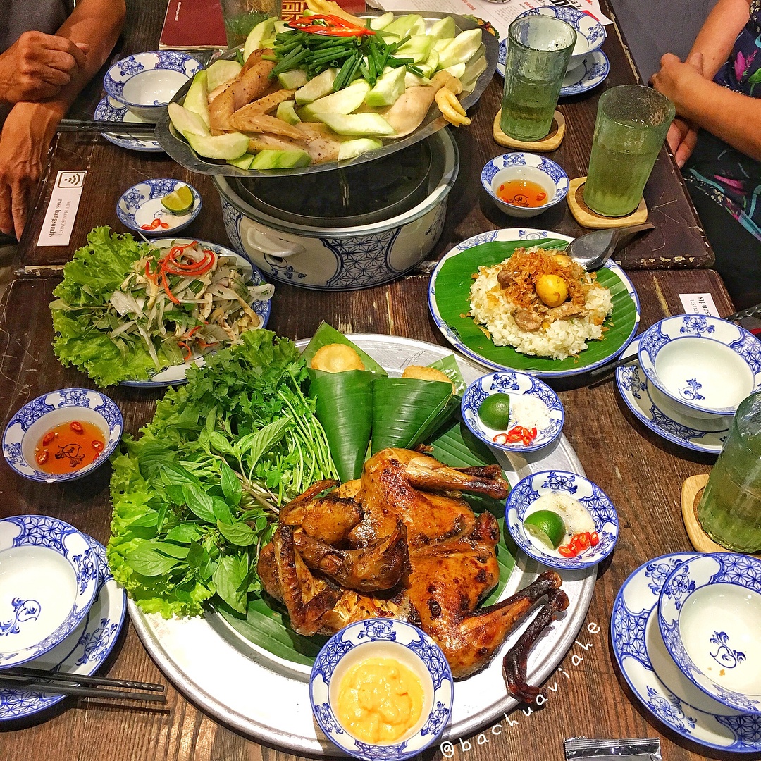 quan an Viet cho gia dinh dip 20/10 anh 5