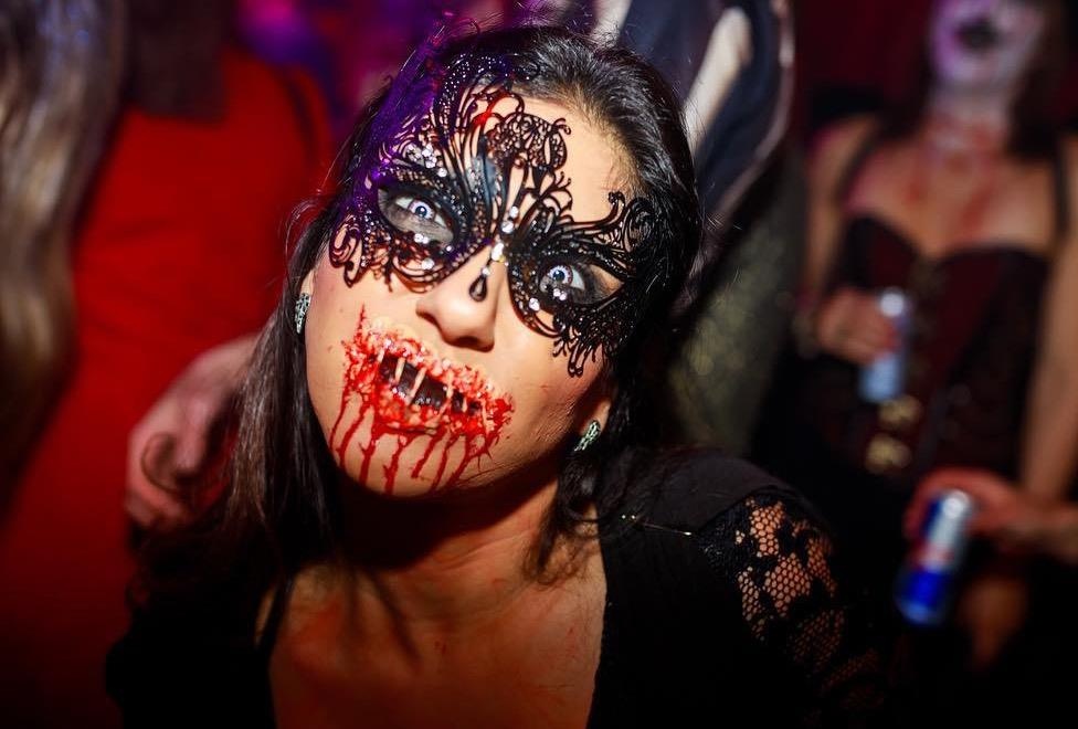 5 le hoi Halloween dinh dam hut khach khap chau Au hinh anh