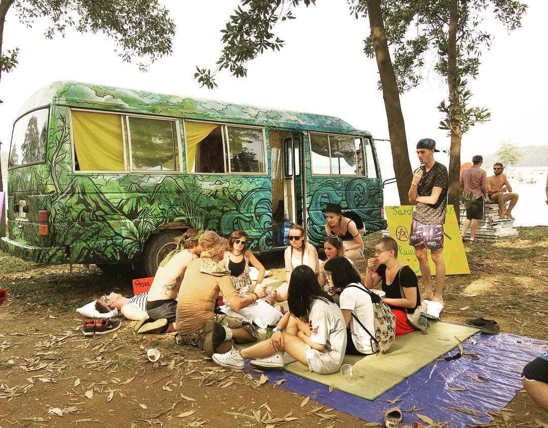 5 diem den gan Ha Noi thich hop de cam trai cung nhom ban than hinh anh