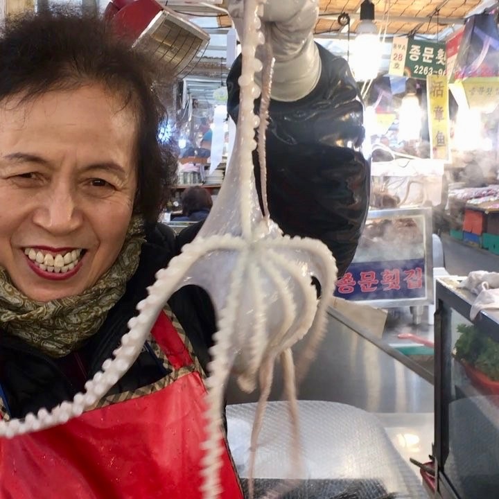 an bach tuoc song dung cach anh 2