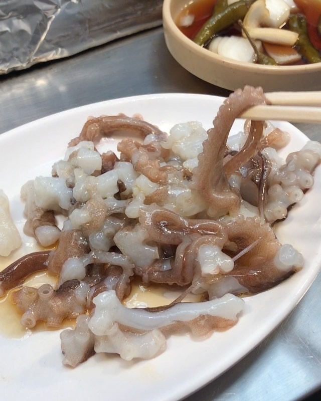 an bach tuoc song dung cach anh 9