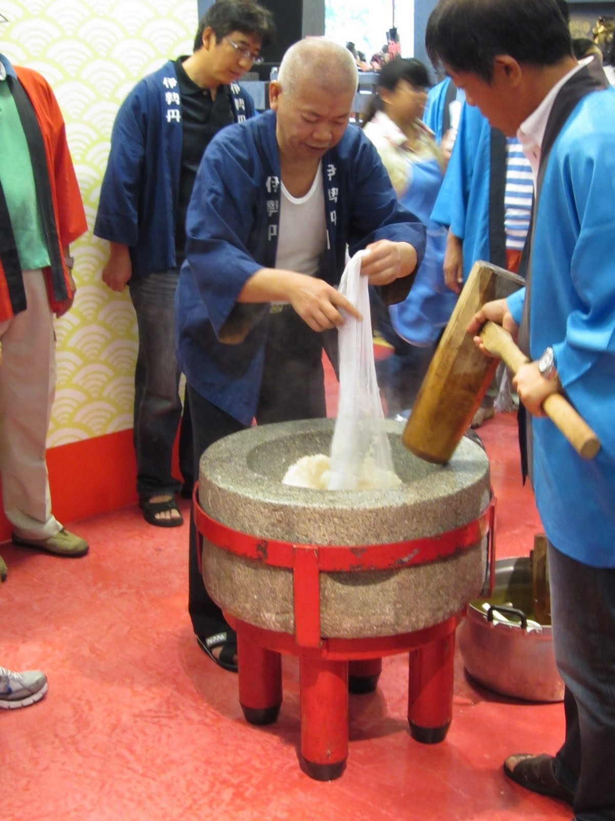 mon an truyen thong dip Tet duong lich anh 9