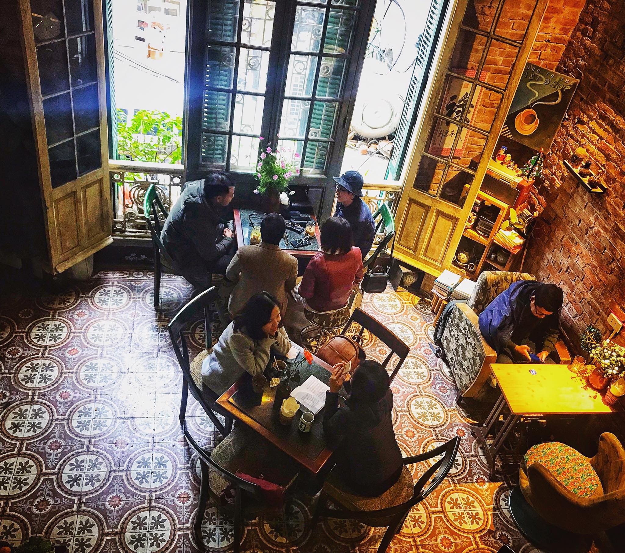 quan ca phe dam net Ha Noi xua anh 4