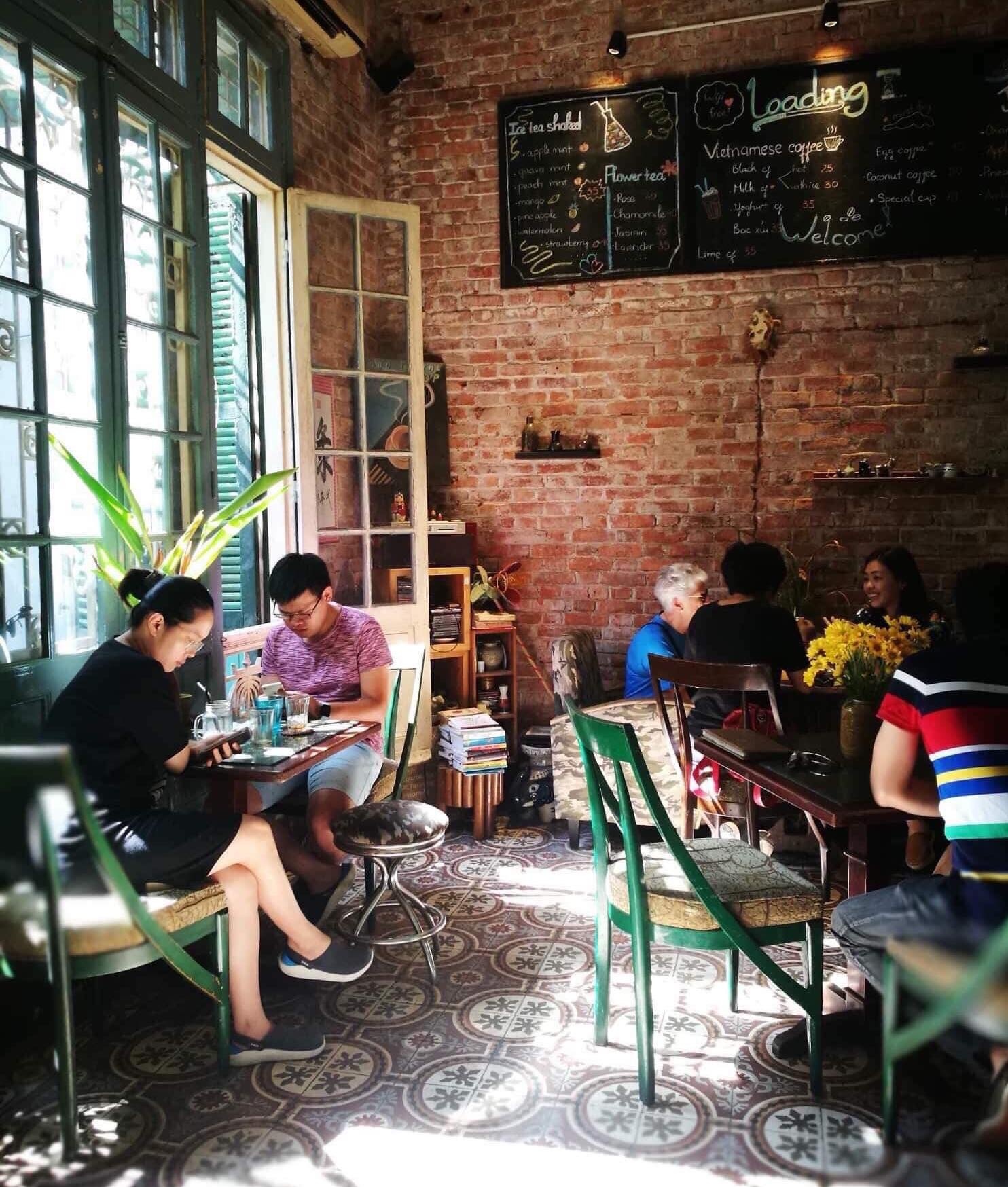 quan ca phe dam net Ha Noi xua anh 6