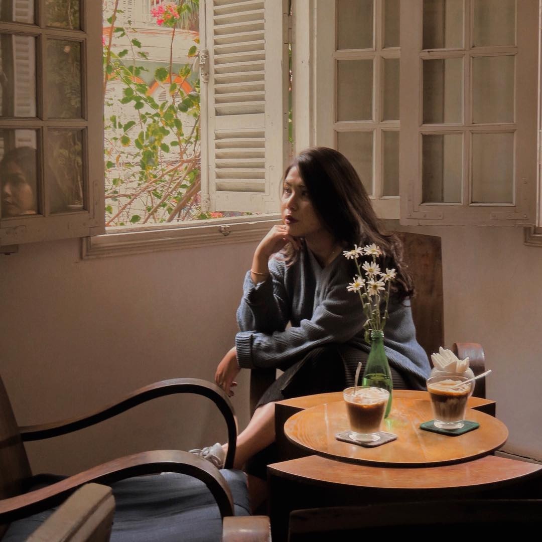 quan ca phe dam net Ha Noi xua anh 16