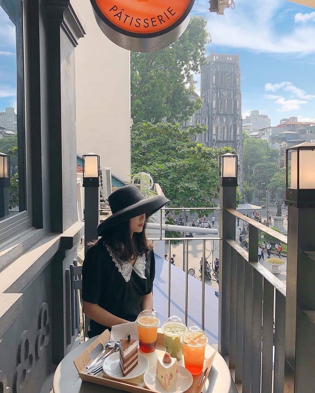 quan ca phe mo xuyen Tet tai Ha Noi anh 6