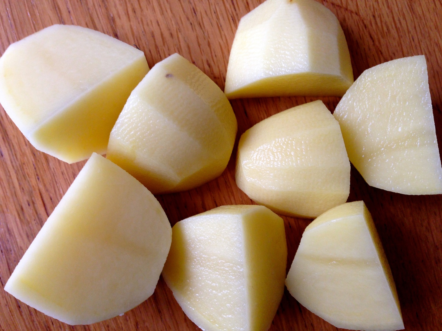 meo nho trong bep anh 13