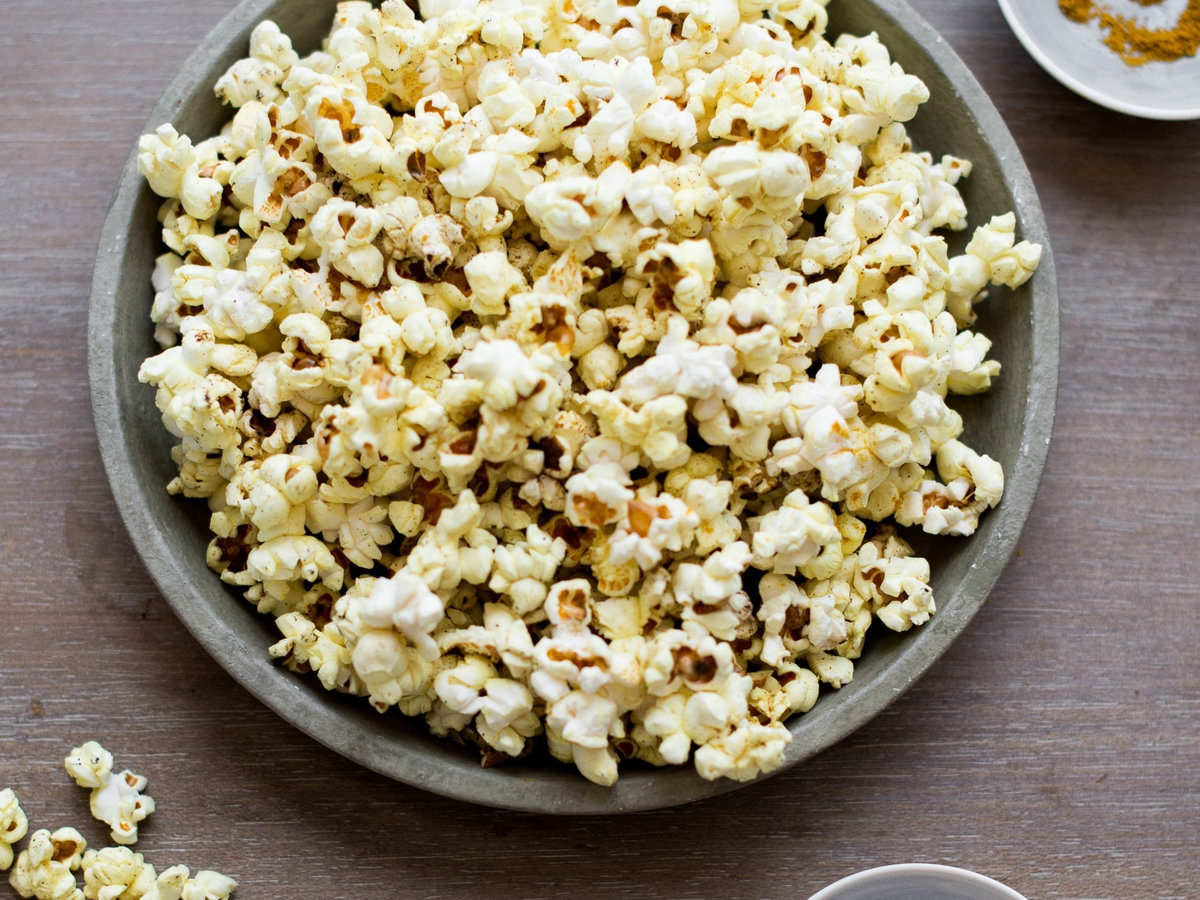 meo nho trong bep anh 14