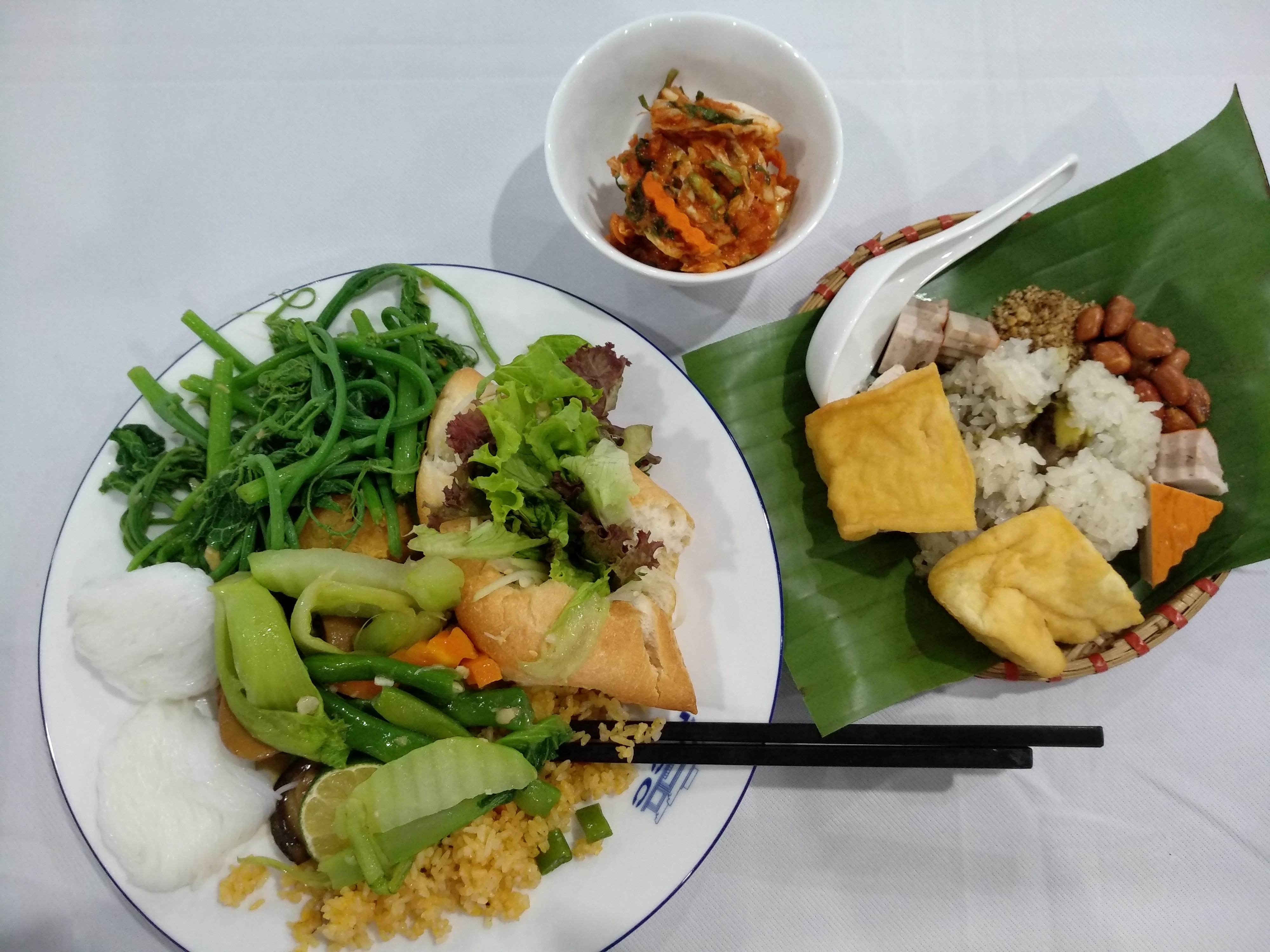 doc hanh kham pha am thuc Viet anh 8