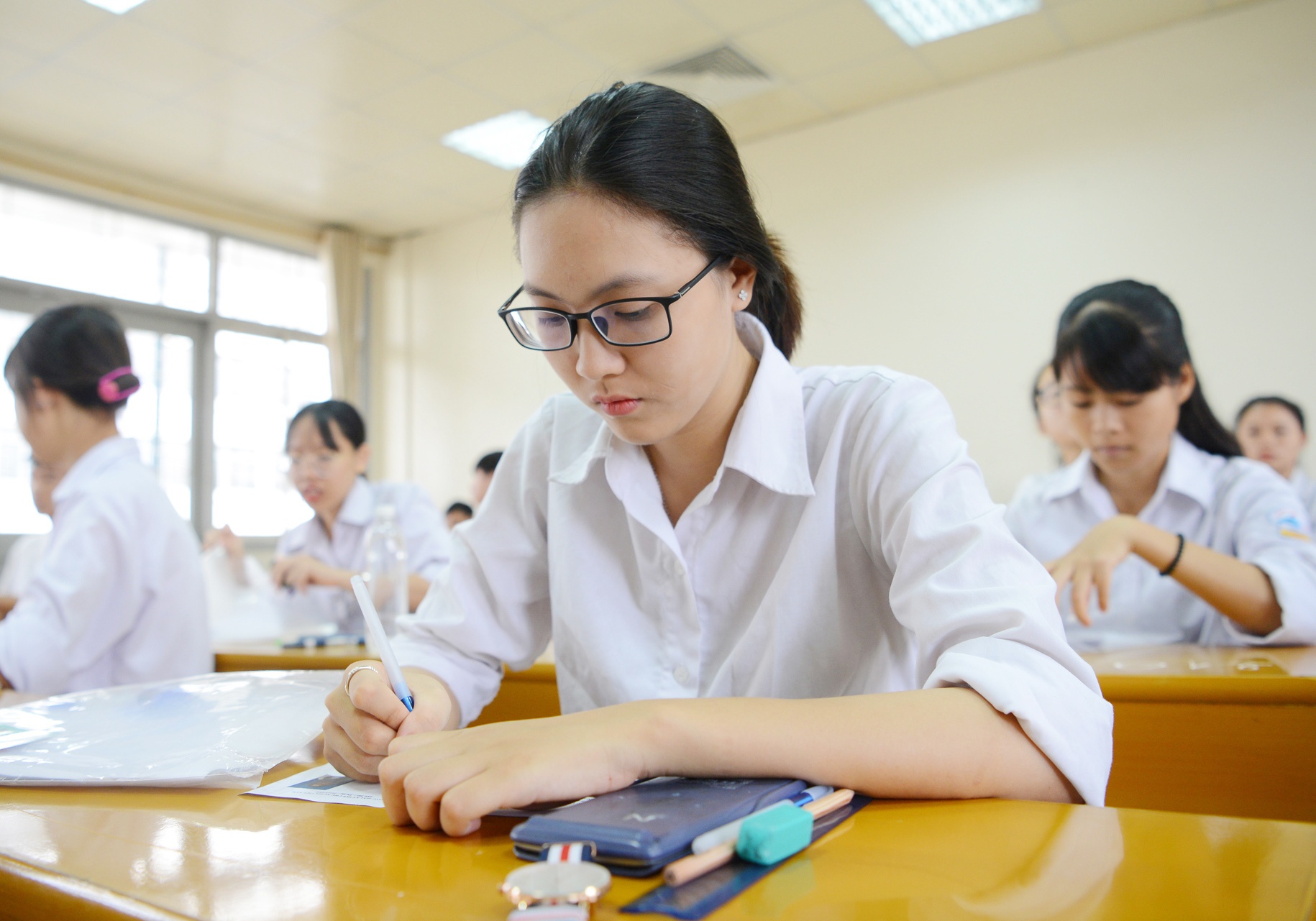 Tranh cai ve bao mat ngan hang de thi THPT quoc gia 2019 hinh anh