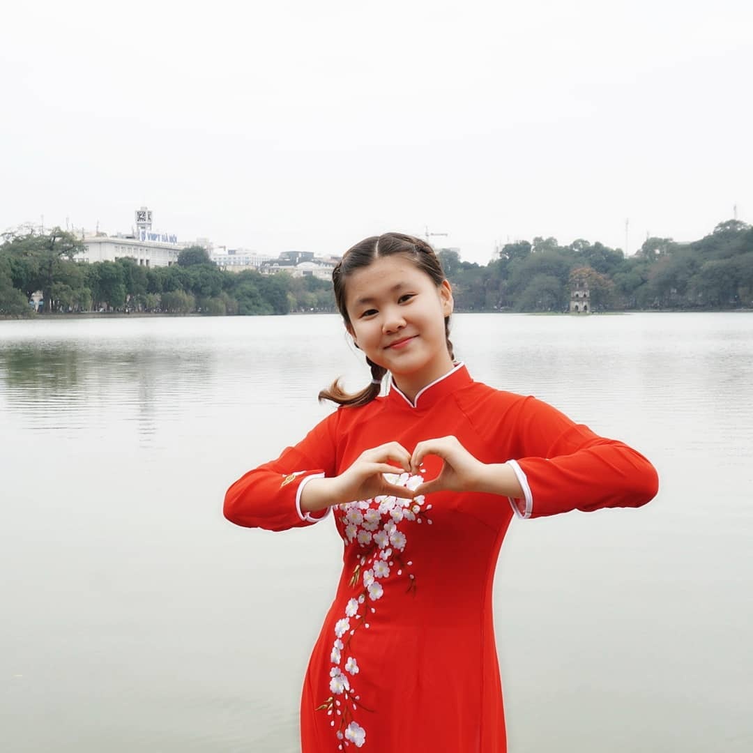 du khach Han Quoc mac ao dai Viet Nam anh 5