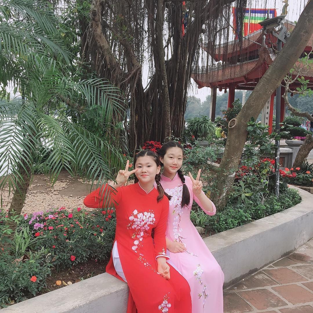 du khach Han Quoc mac ao dai Viet Nam anh 6