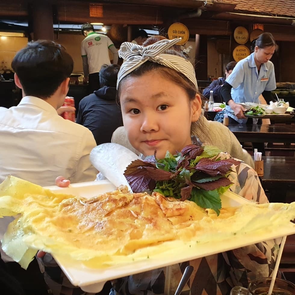 du khach Han Quoc mac ao dai Viet Nam anh 11